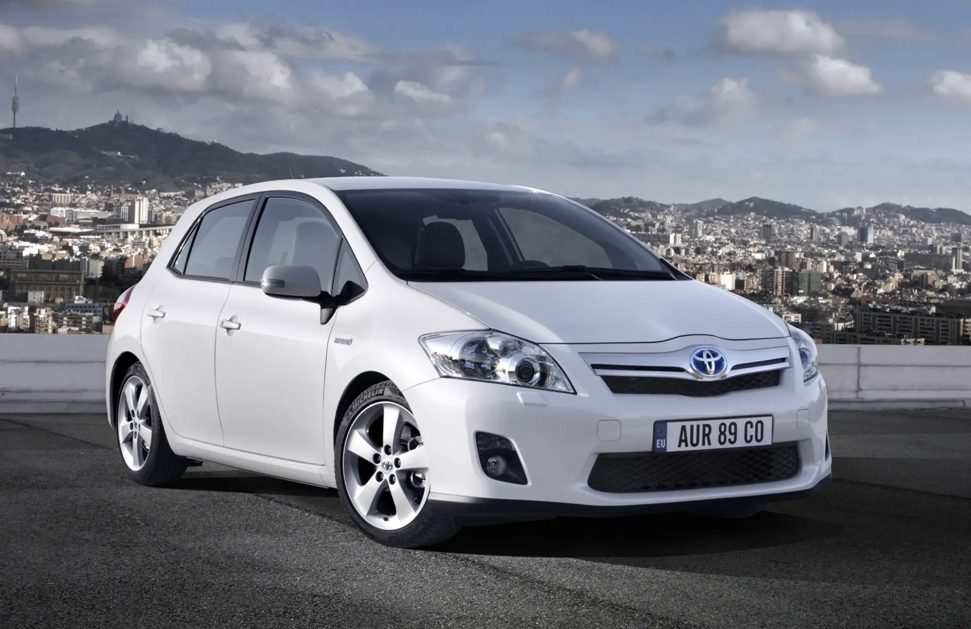 Toyota Auris Hybrid LPG